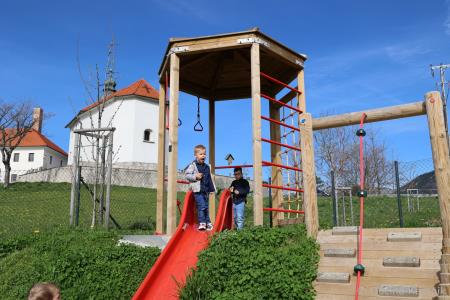Odprtje večnamenskega športnega in otroškega igrišča na Gozdu (21)